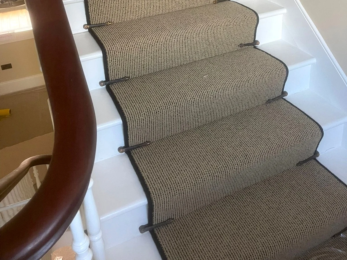 staircase-carpet-runner-beige-rods-close-up-newcastle-foxglove-flooring staircase carpet runner beige rods close up newcastle foxglove flooring